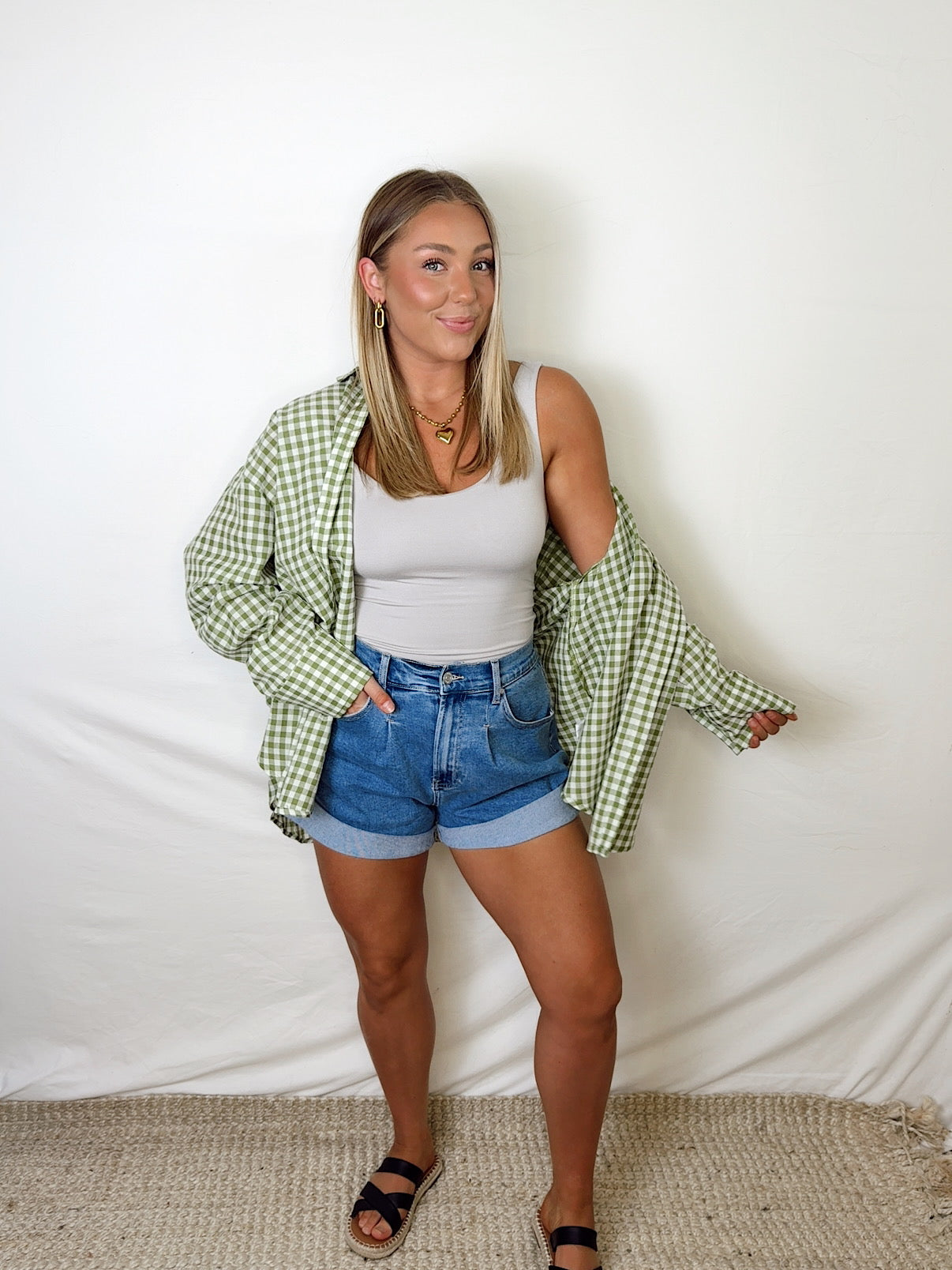 Scoop Neck Staple Tank Pebble