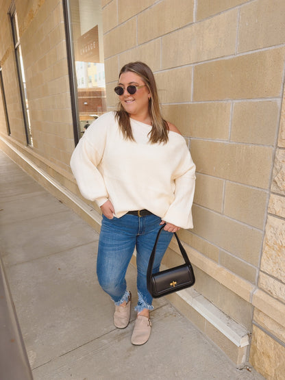 Drift Off Shoulder - Ivory