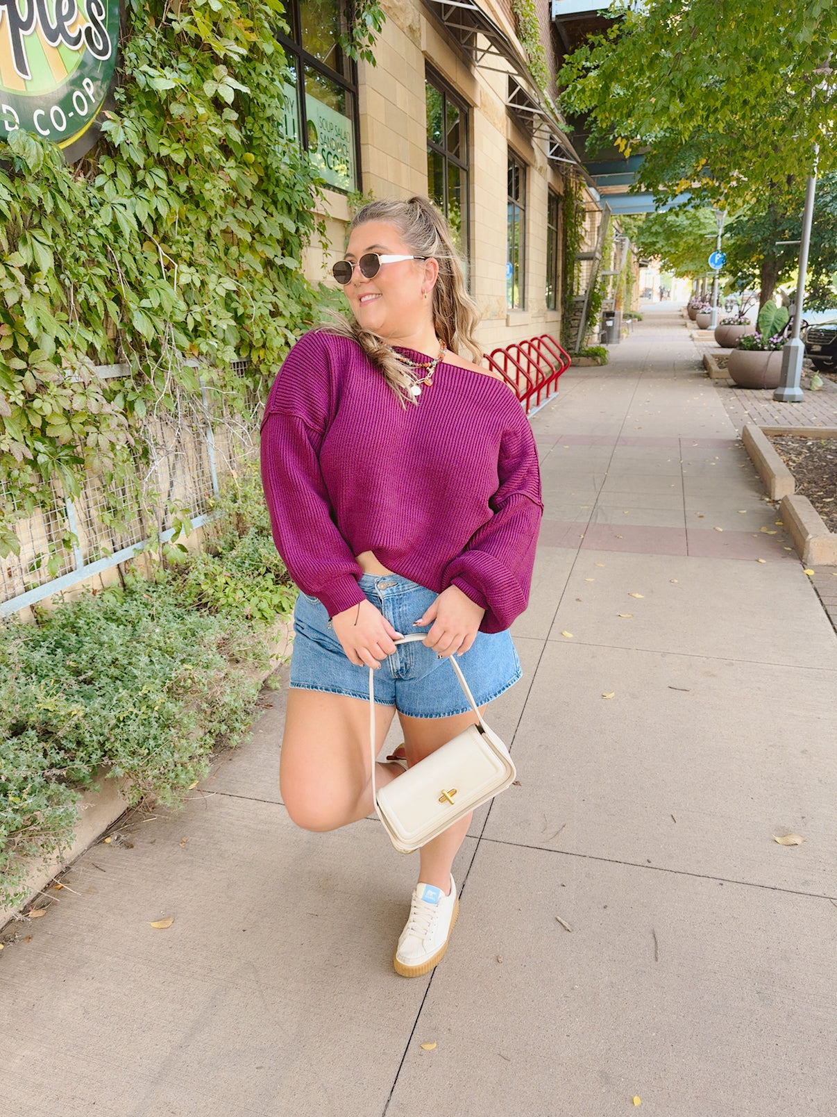 Drift Off Shoulder - Berry