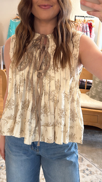 Antique Garden Top