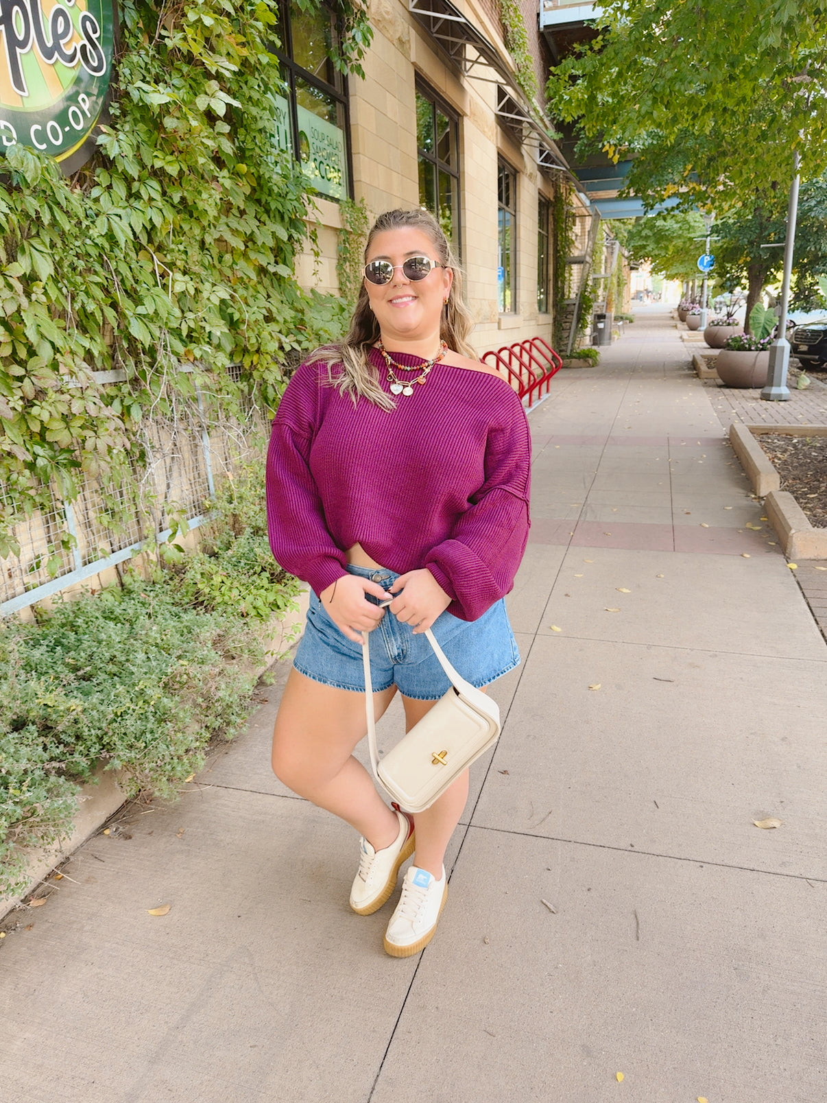 Drift Off Shoulder - Berry