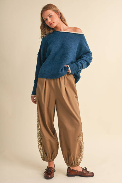 Falling for you Boatneck Sweater