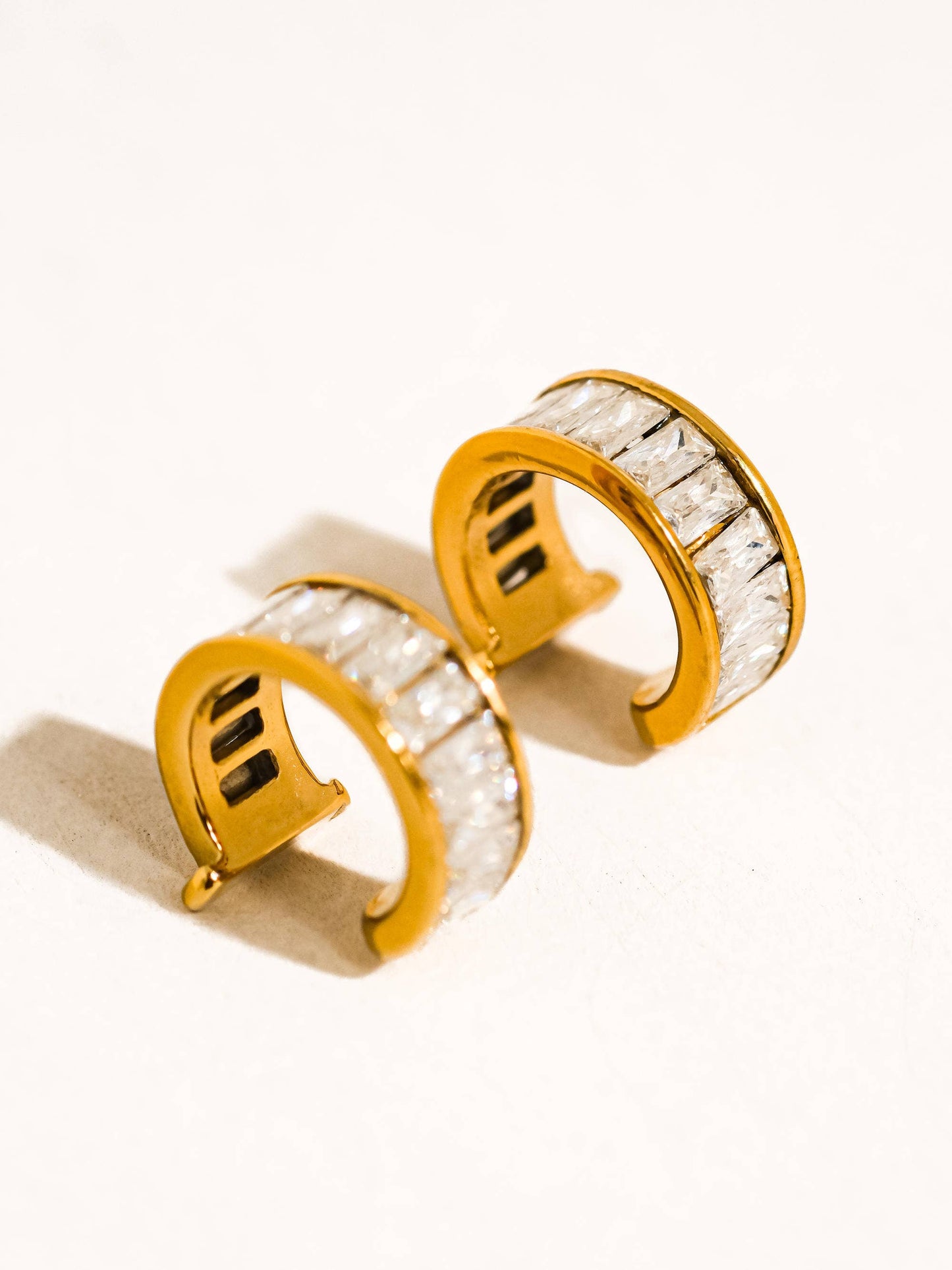 Olianne Baguette Ear Cuff