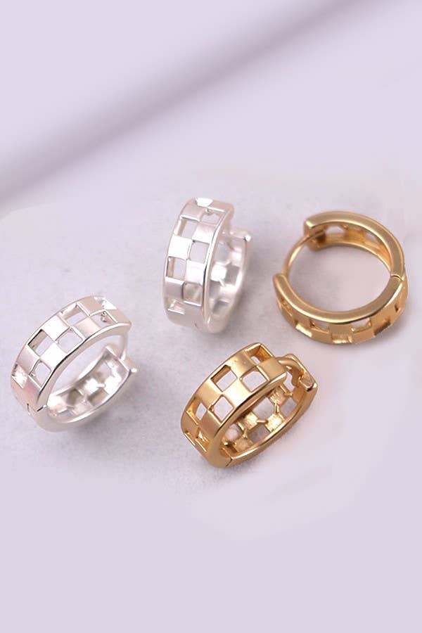 Allison Checker Huggie Earring Gold