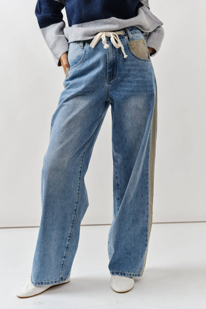 Contrast Line Jeans
