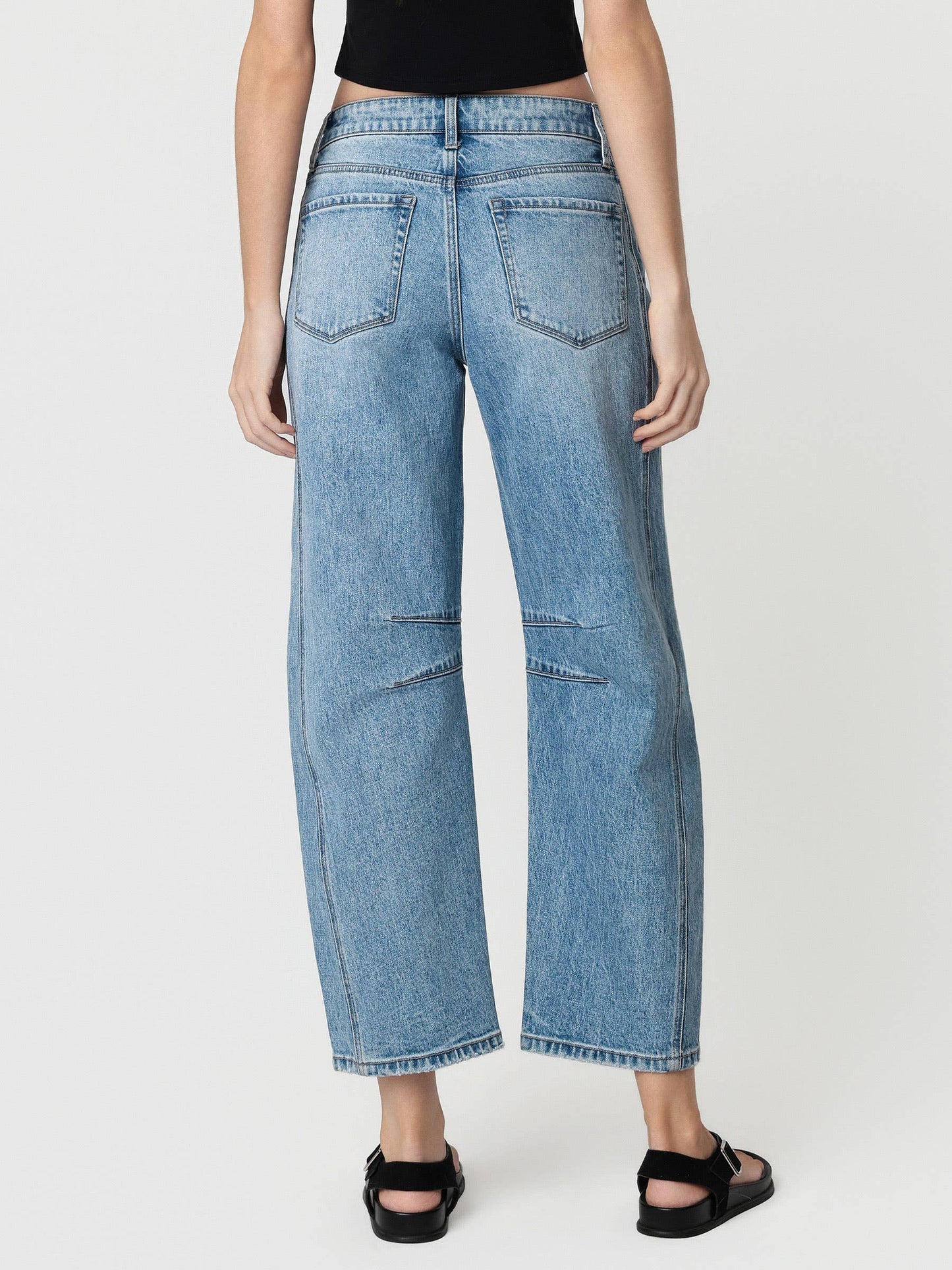 The Modern Barrel Jeans