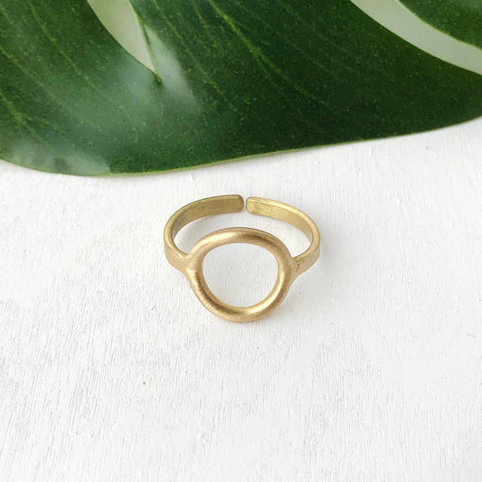 Petite Circle Ring - Gold