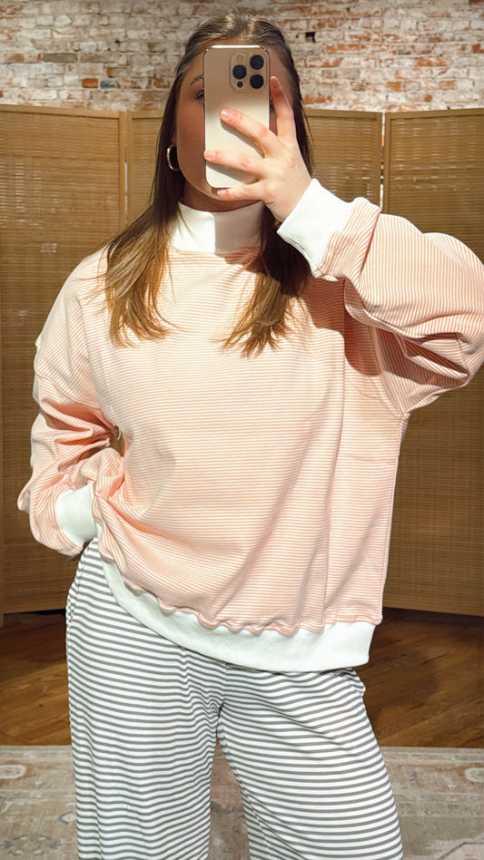 Sunday Love Mockneck