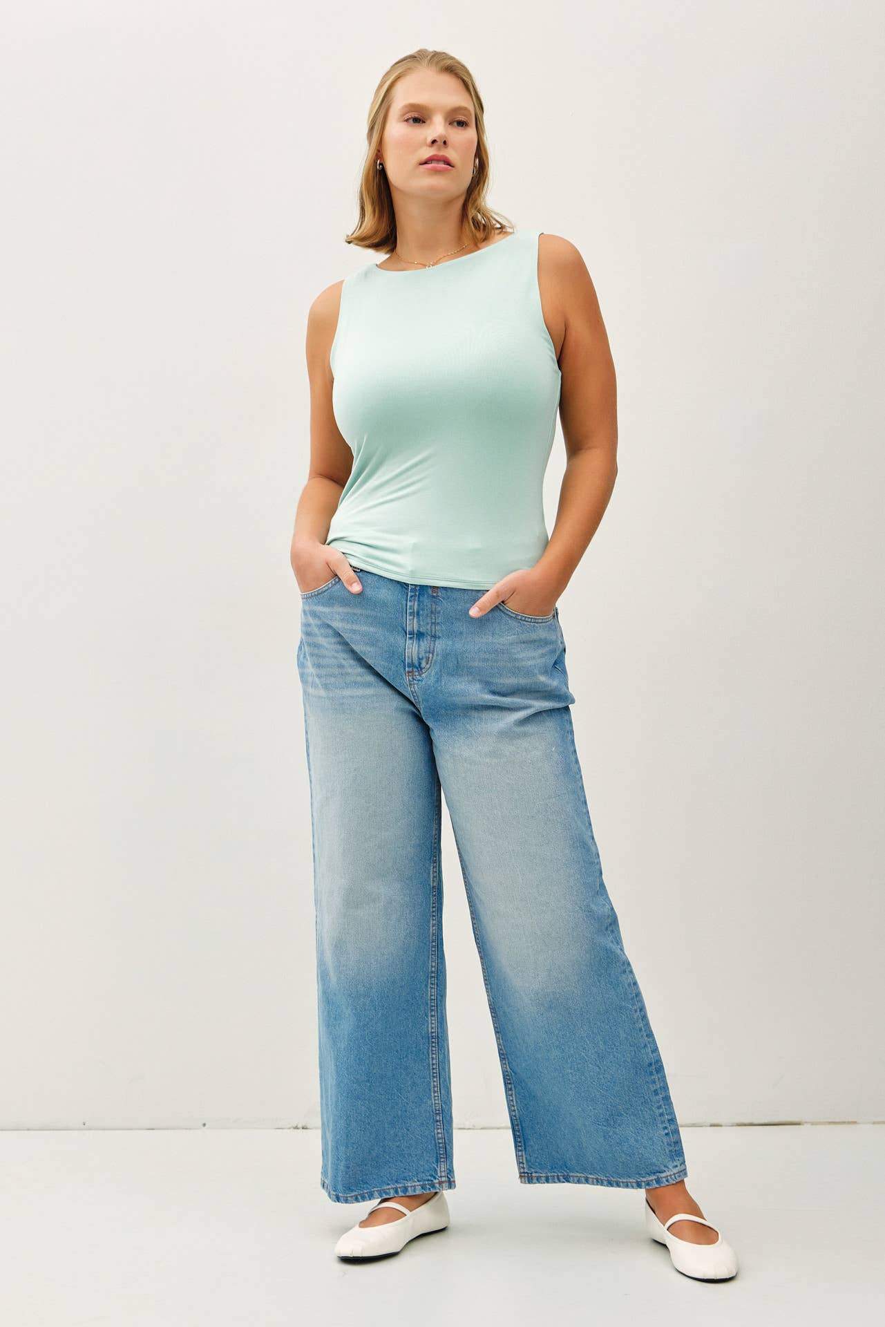 High Neck Staple - Plus