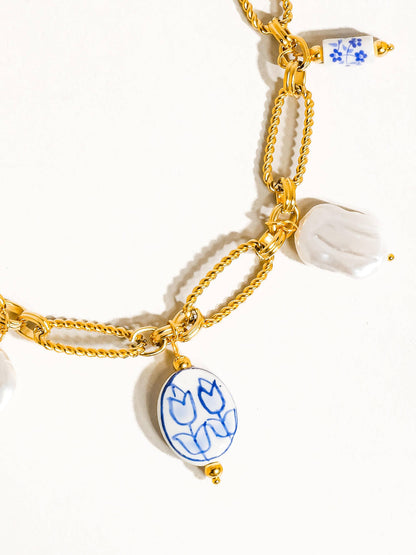 Riela Floral Chain Necklace