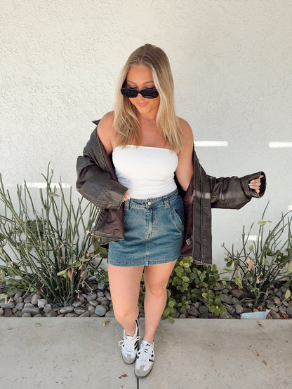 90's Mid-Rise Denim Skirt
