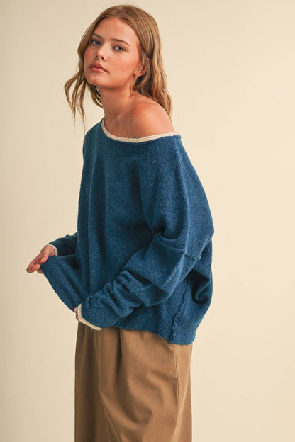 Falling for you Boatneck Sweater