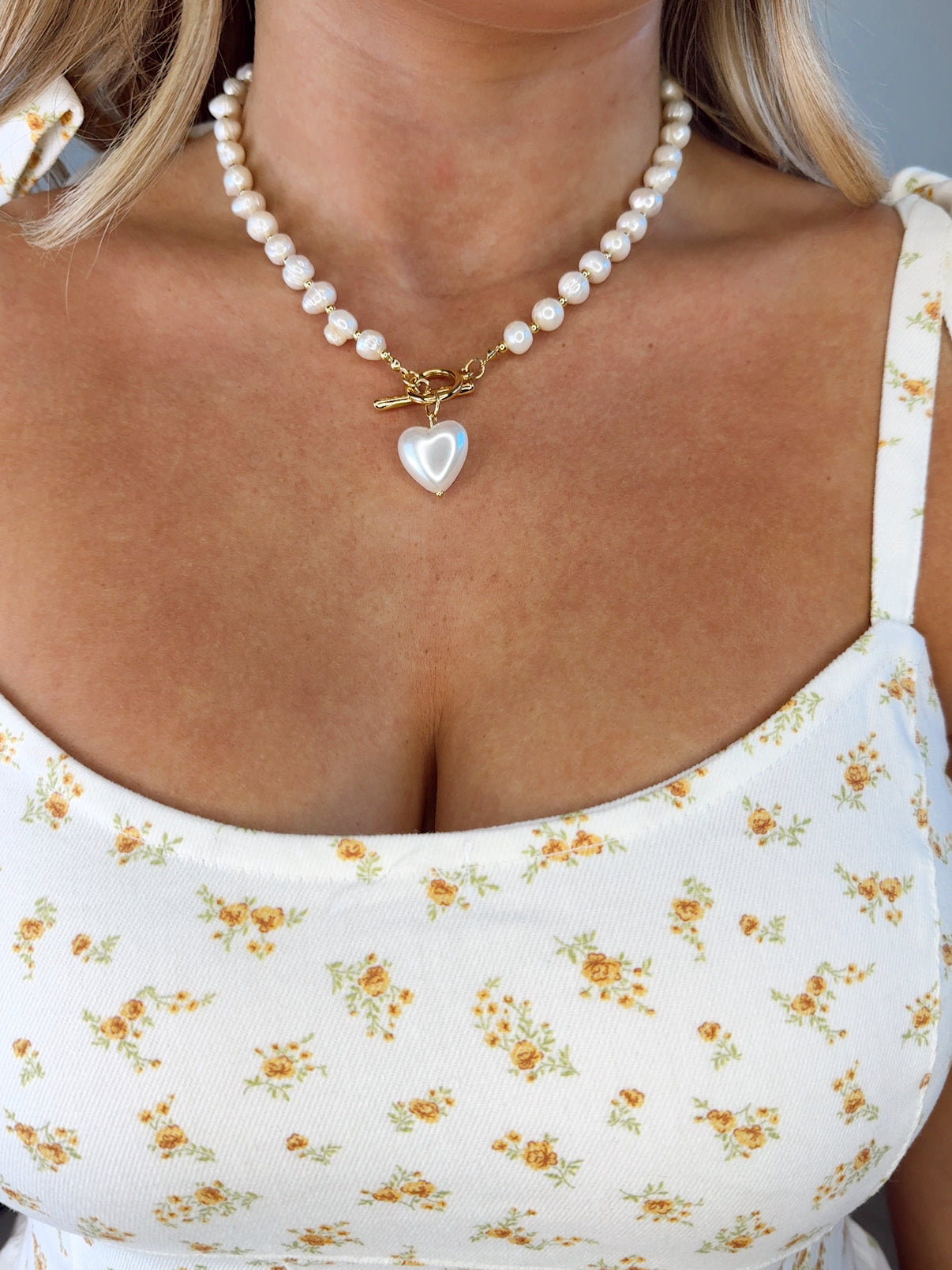 Dainty Pearl Heart Necklace