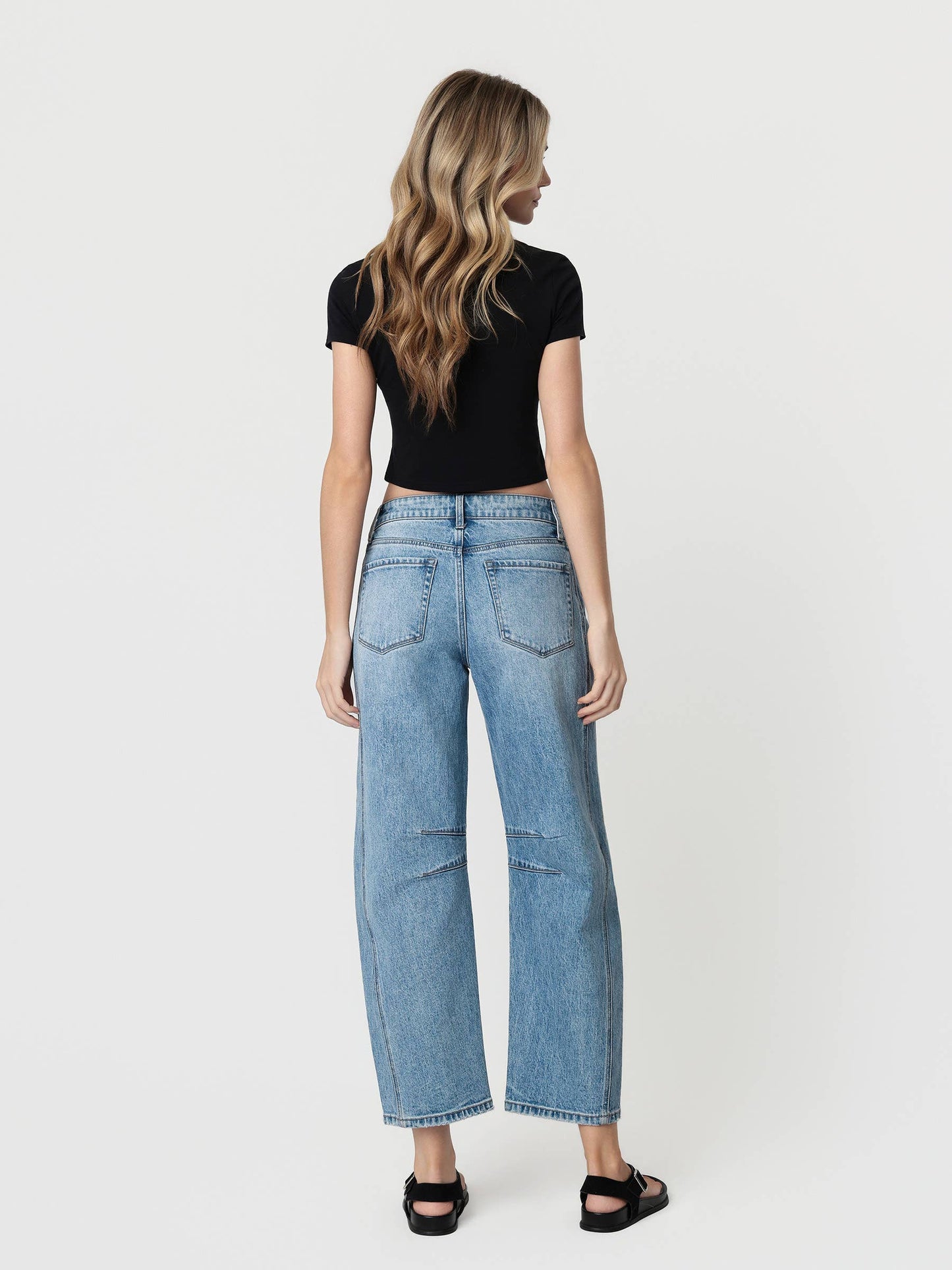 The Modern Barrel Jeans