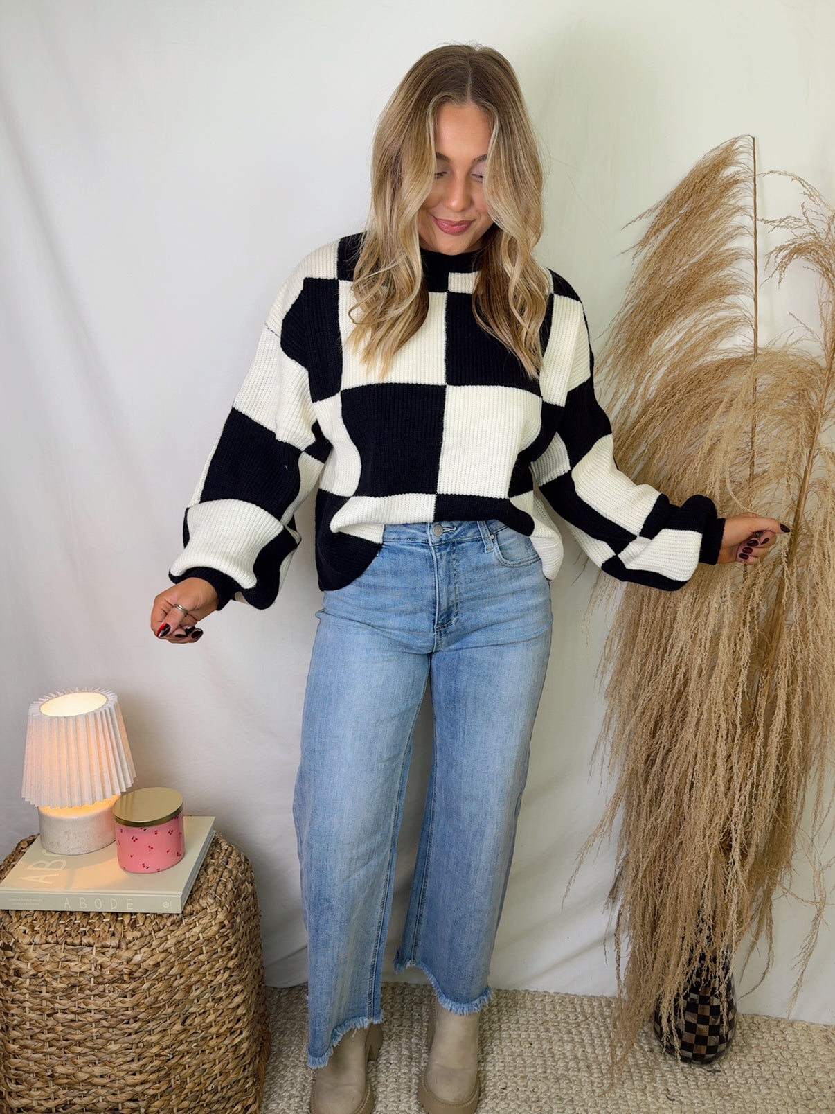 High Rise Wide Leg Frey Hem Jeans