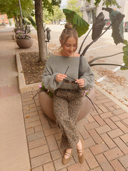 Drift Off Shoulder - Basil