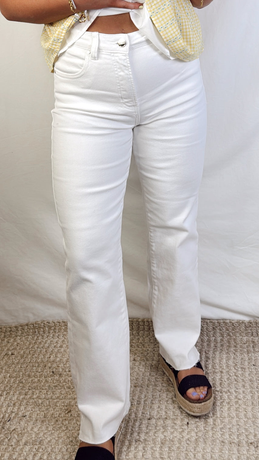 White High Rise Risen Jeans IMPERFECT