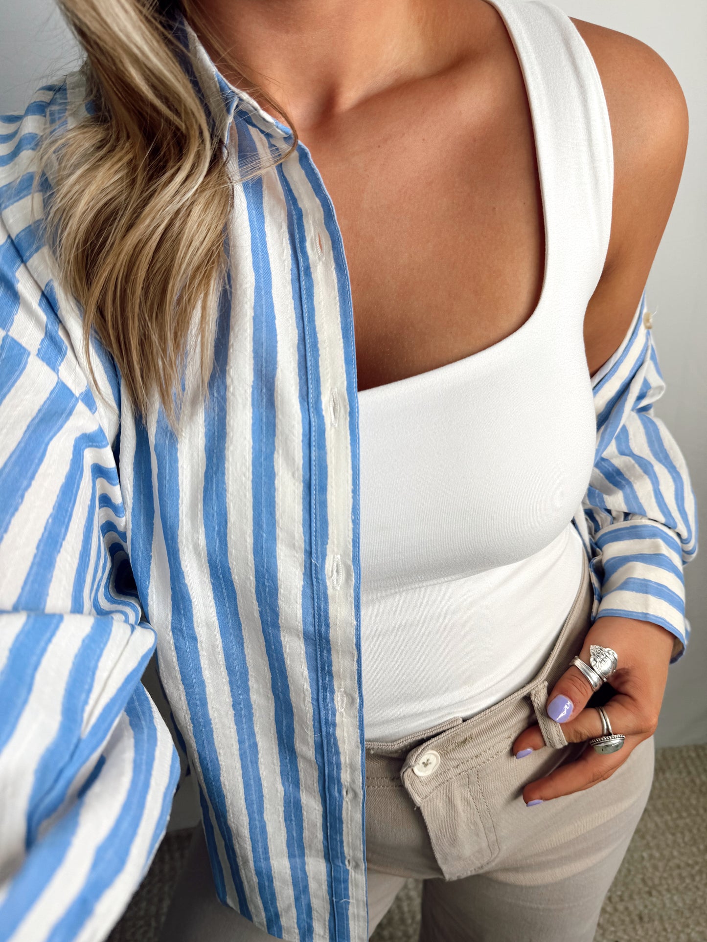 Oversized Button Down Off White/Blue