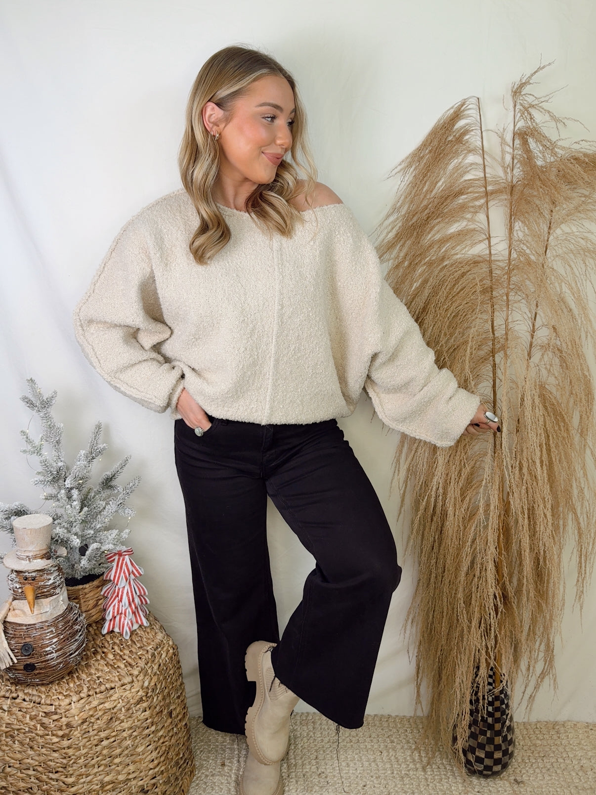 Slouchy Boucle Sweater Oatmeal