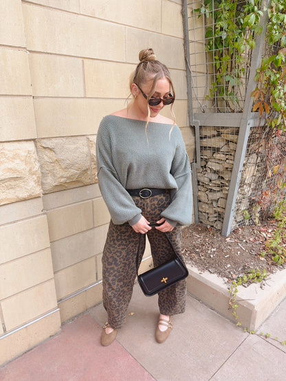 Drift Off Shoulder - Basil