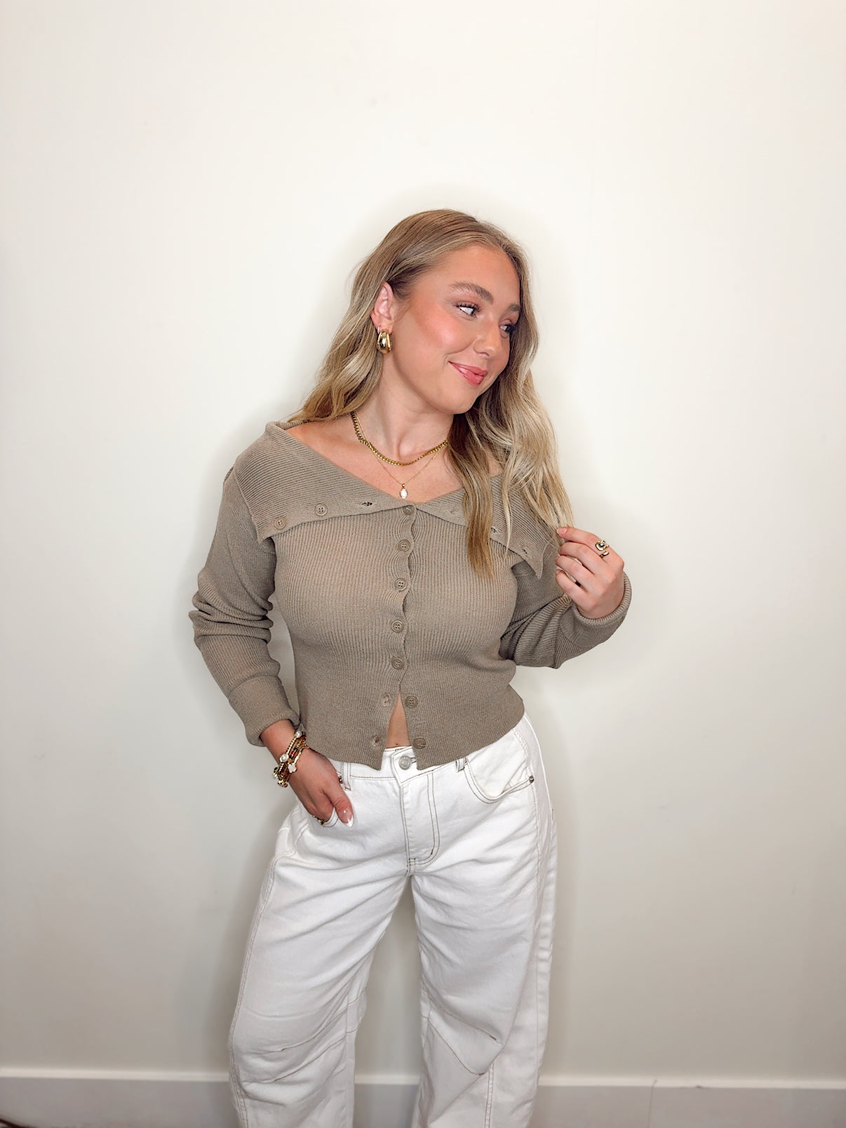 Cork & Chardonnay Top