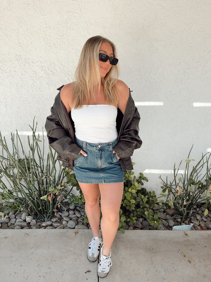 90's Mid-Rise Denim Skirt