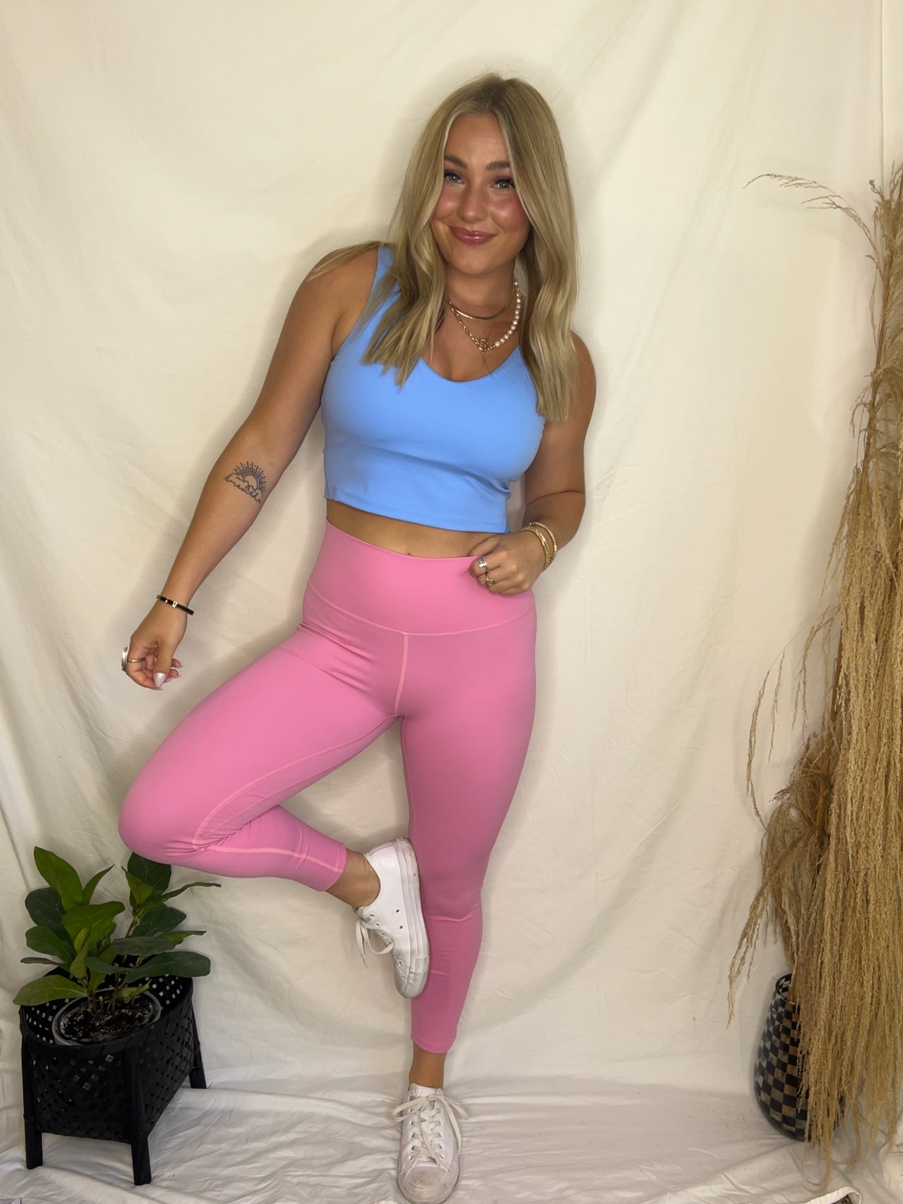 Aligned High-Rise Leggings Pink
