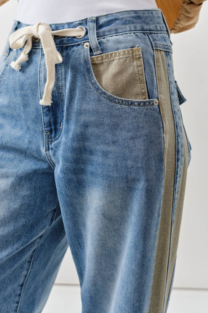 Contrast Line Jeans