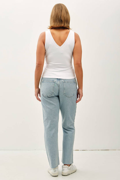 V-Neck Staple - Plus