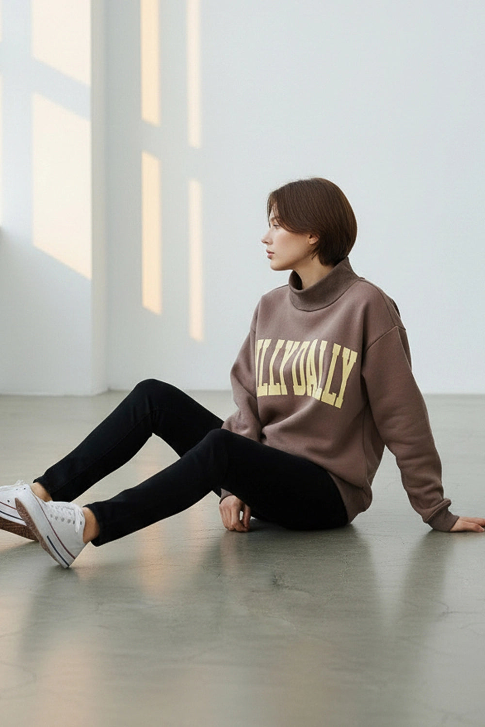 PREORDER DILLY DALLY Mockneck - Brown/Yellow