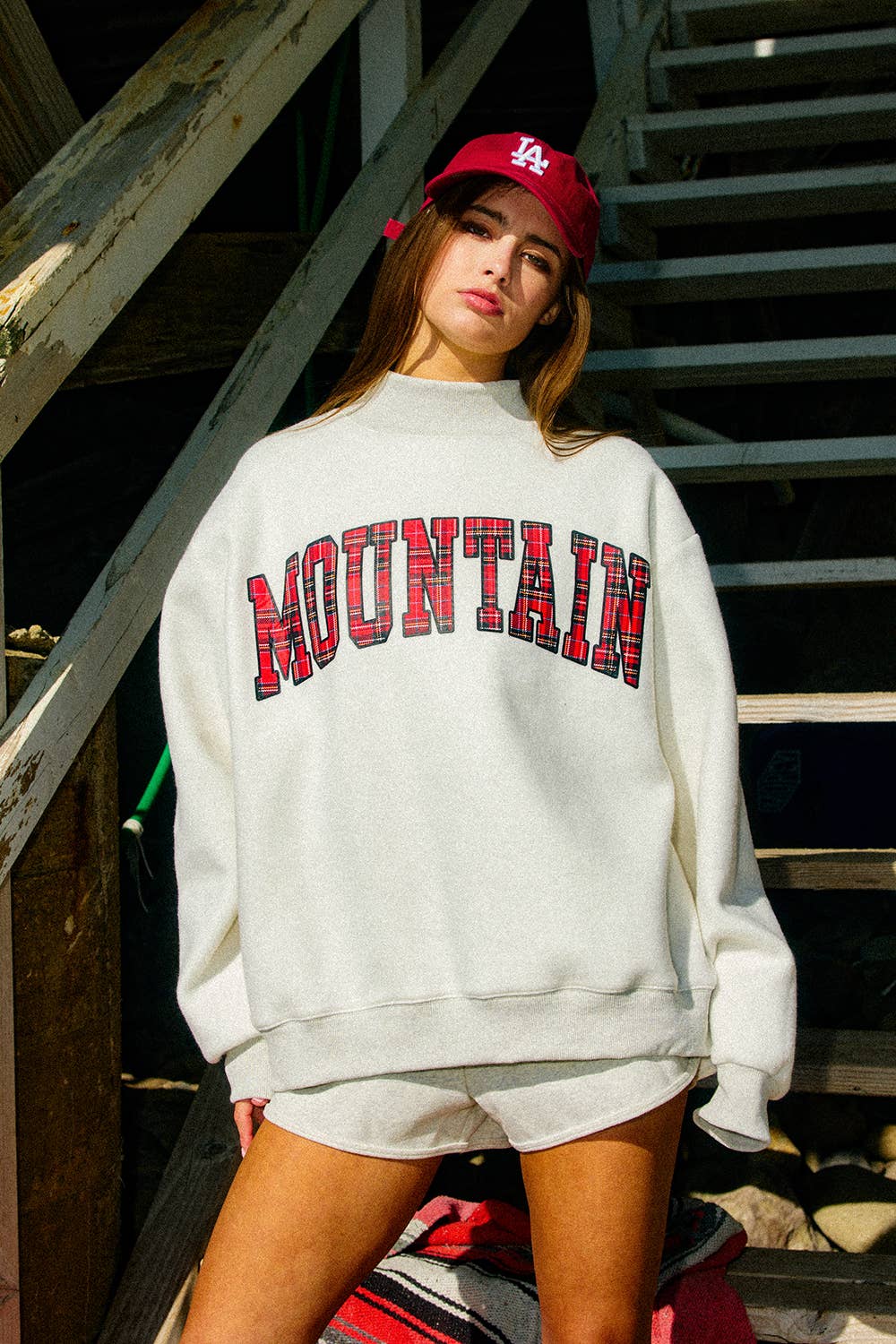 Lake & Mountain Mockneck