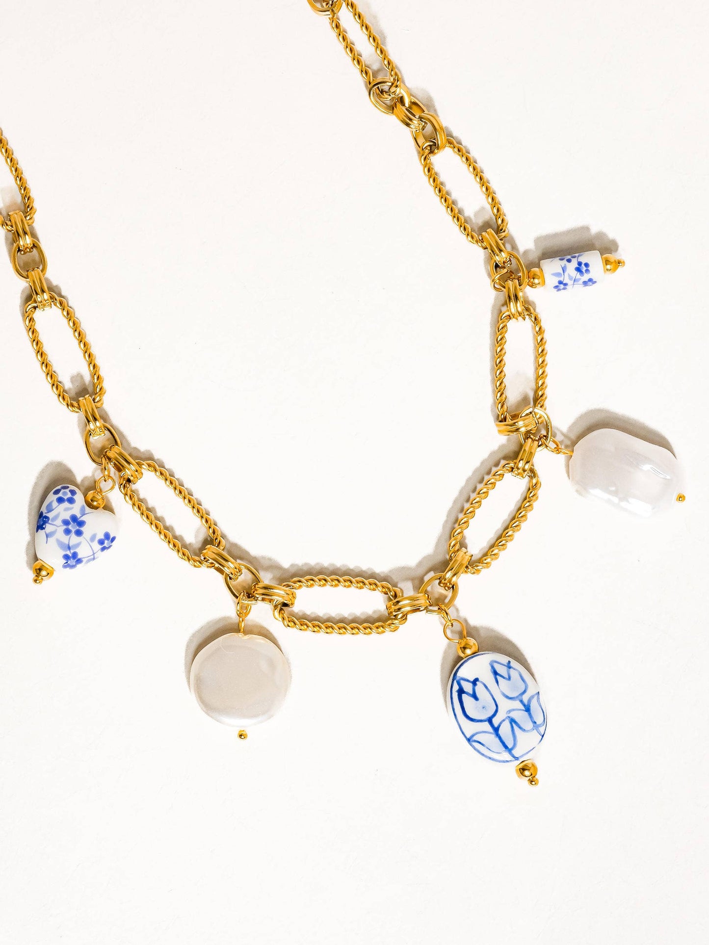 Riela Floral Chain Necklace