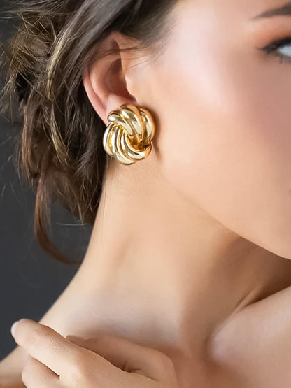 Wavy Stud Earrings